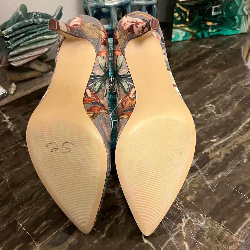 NWT Nine West Floral Print Heels - Picture 5 of 5